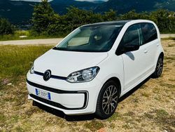 Bianco Usata 2021 VW e-up! Due volumi | 13.000 € (Cara)