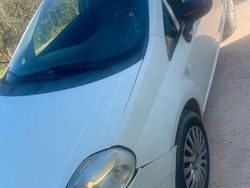 Usata 2010 Fiat Punto | 1300 € (Molto cara)
