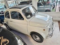 Bianco Usata 1971 Fiat 500L Monovolume | 8500 €