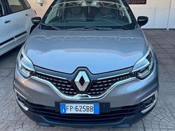 Grigio Usata 2018 Renault Captur SUV | 11.500 € (Molto cara)