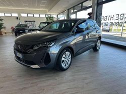 Grigio antracite Usata 2021 Peugeot 3008 Business-Line SUV | 18.499 € (Buon prezzo)
