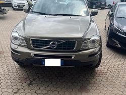 Argento Usata 2011 Volvo XC90 Executive SUV | 13.000 € (Molto cara)