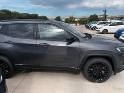 Usata 2024 Jeep Compass Night Eagle SUV | 30.000 € (Buon prezzo)