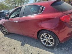 Rosso Usata 2012 Alfa Romeo Giulietta Due volumi | 3700 € (Ottimo prezzo)