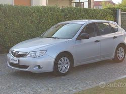 Usata 2007 Subaru Impreza Tre volumi | 4300 €