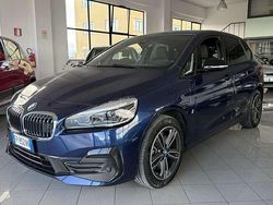 Blu/azzurro Usata 2018 BMW 225 Active Tourer iPerformance Monovolume | 13.000 € (Ottimo prezzo)