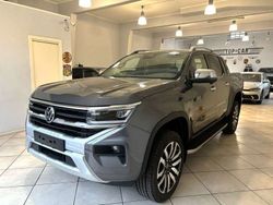 Grigio scuro (dark grey) met Nuova 2025 VW Amarok Aventura Pick-up | 54.800 € (Buon prezzo)