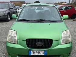 Verde Usata 2004 Kia Picanto LX Due volumi | 2800 € (Buon prezzo)