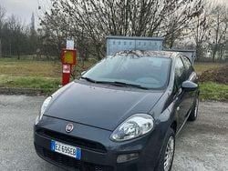 Usata 2015 Fiat Punto Lounge Tre volumi | 3499 € (Ottimo prezzo)