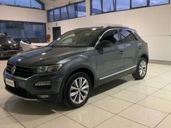 Grigio Usata 2018 VW T-Roc Style SUV | 15.999 € (Buon prezzo)