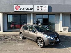Grigio scuro met Usata 2016 Peugeot 2008 Active SUV | 6450 € (Ottimo prezzo)