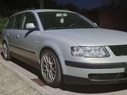 Argento Usata 2000 VW Passat Trendline Station wagon | 2500 €