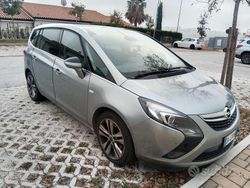 Grigio Usata 2011 Opel Zafira Tourer Cosmo Monovolume | 5900 € (Buon prezzo)