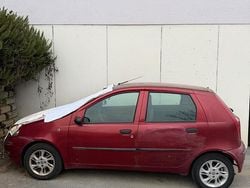 Rosso Usata 2004 Fiat Punto Due volumi | 800 €