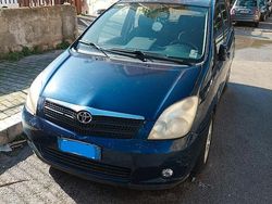 Usata 2002 Toyota Corolla Monovolume | 1500 €