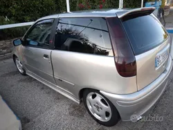 Usata 1998 Fiat Punto Due volumi | 2300 € (Cara)