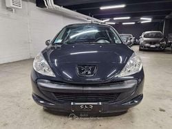 Grigio scuro Usata 2010 Peugeot 206 Tre volumi | 4500 € (Buon prezzo)