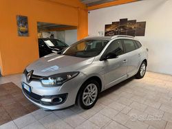 Argento Usata 2016 Renault Mégane GrandTour LIMITED Station wagon | 7100 € (Super prezzo)
