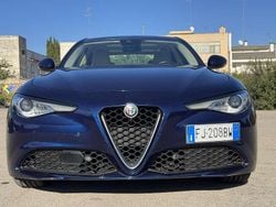 Usata 2017 Alfa Romeo Giulia Business Tre volumi | 20.000 € (Cara)