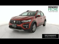Rosso fusion Usata 2022 Dacia Sandero Comfort Due volumi | 13.190 € (Buon prezzo)