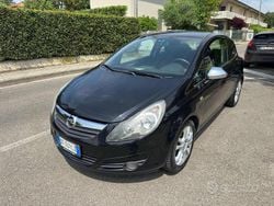 Nero Usata 2009 Opel Corsa Sport Due volumi | 2900 € (Buon prezzo)