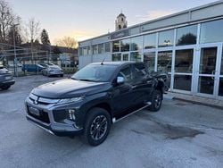 Grigio scuro Usata 2022 Mitsubishi L200 Intense Pick-up | 27.500 € (Ottimo prezzo)
