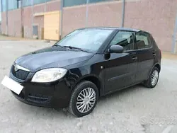 Nero Usata 2009 Skoda Fabia Tre volumi | 3400 € (Ottimo prezzo)