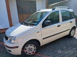 Bianco Usata 2011 Fiat Panda Active Due volumi | 6000 € (Buon prezzo)