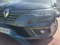 Usata 2017 Renault Mégane IV LIMITED Tre volumi | 12.000 € (Ottimo prezzo)