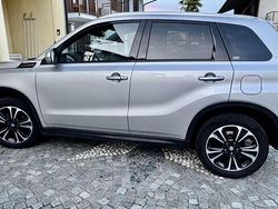 Argento Usata 2022 Suzuki Vitara SUV | 21.500 € (Buon prezzo)