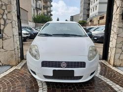 Bianco Usata 2009 Fiat Grande Punto Dynamic Due volumi | 1500 € (Ottimo prezzo)