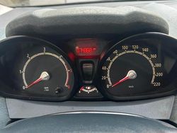 Rosso Usata 2009 Ford Fiesta Tre volumi | 3600 €