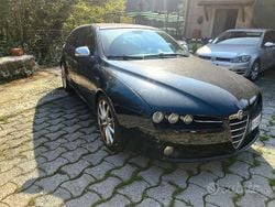 Nero Usata 2007 Alfa Romeo 159 Ti Station wagon | 5000 €