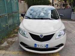 Usata 2016 Lancia Ypsilon Gold Due volumi | 8500 € (Buon prezzo)