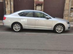 Argento Usata 2015 Skoda Octavia Executive Tre volumi | 7500 € (Super prezzo)