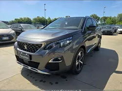 Grigio Usata 2018 Peugeot 3008 GT-line SUV | 18.900 € (Buon prezzo)