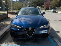 Blu Usata 2016 Alfa Romeo Giulia Tre volumi | 14.500 € (Cara)
