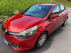 Rosso Usata 2013 Renault Clio IV Tre volumi | 6200 € (Cara)