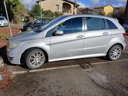Argento Usata 2009 Mercedes B180 Monovolume | 5000 € (Cara)