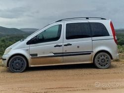 Usata 2003 Mercedes Vaneo Monovolume | 3500 €