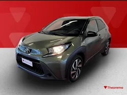 Cardamon green black Usata 2023 Toyota Aygo Trend Due volumi | 15.490 € (Buon prezzo)