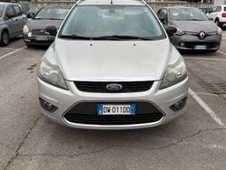 Grigio Usata 2009 Ford Focus Station wagon | 2700 € (Buon prezzo)