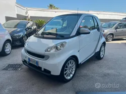Usata 2009 Smart ForTwo Coupé Due volumi | 3999 € (Buon prezzo)