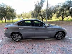 Argento Usata 2017 Alfa Romeo Giulia Super Tre volumi | 16.900 € (Super prezzo)