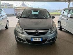 Grigio Usata 2010 Opel Corsa Club Tre volumi | 3500 € (Buon prezzo)
