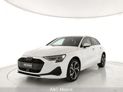 Bianco Nuova 2025 Audi A3 Sportback e-tron Advanced Plus Tre volumi | 45.000 € (Buon prezzo)