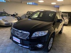 Nero Usata 2011 Toyota RAV4 SUV | 12.900 € (Molto cara)