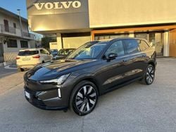 Platinium grey Nuova 2025 Volvo EX90 Ultra SUV | 99.000 €