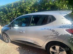 Grigio Usata 2014 Renault Clio IV Tre volumi | 5390 € (Buon prezzo)