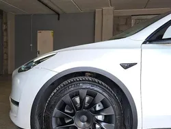 Usata 2023 Tesla Model Y SUV | 37.500 € (Buon prezzo)